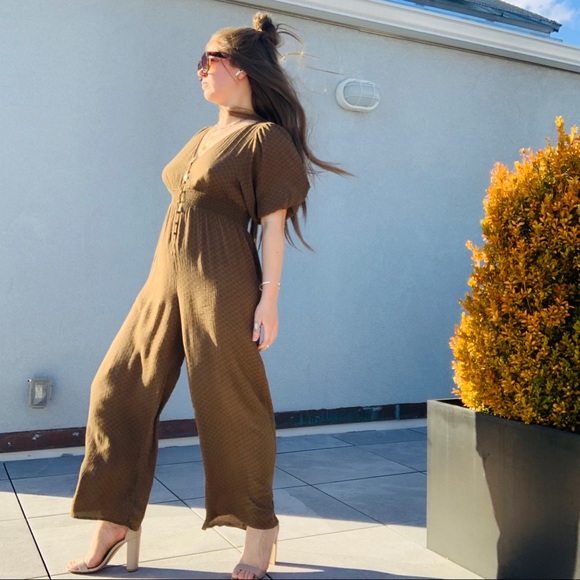 UO Vintage Bell Sleeve V-neck Earthy Jumpsuit Long Legs - Picture 15 of 16